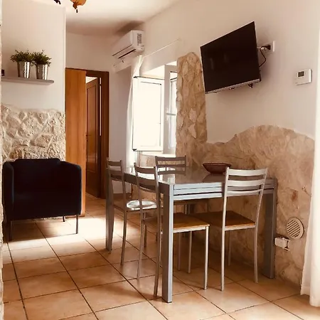 C.b.guesthouse Bari